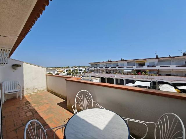 Piso, Empuriabrava