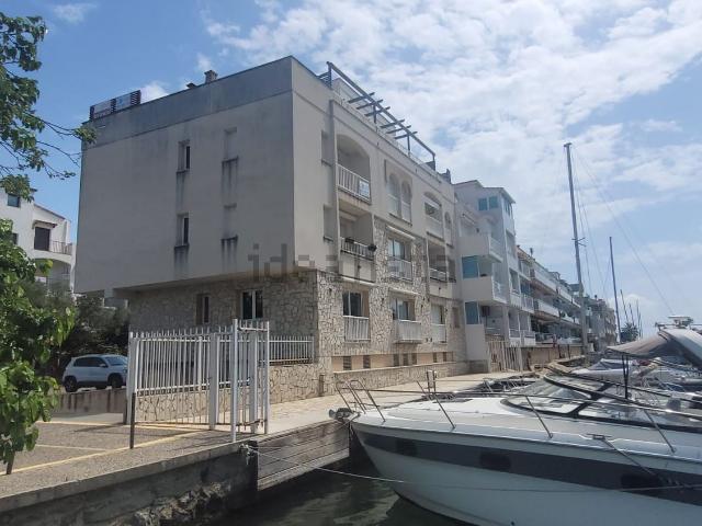Piso, Empuriabrava