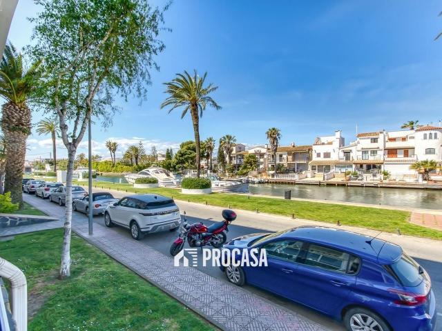 Piso, Empuriabrava