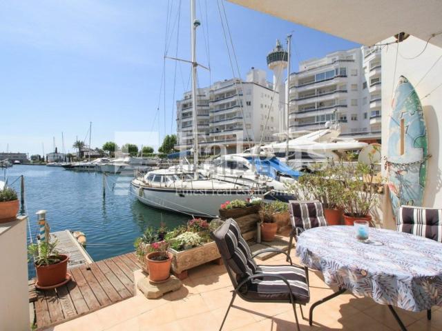 Piso, Empuriabrava