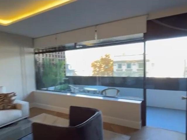 Piso en Maria de Molina con terraza, vistas al Instituto de empresa de 162 mt2