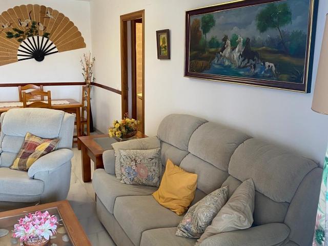 Piso en Matalascañas Huelva con piscina, terraza y 3 dormitorios