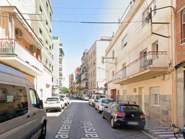 PISO EN MATARO