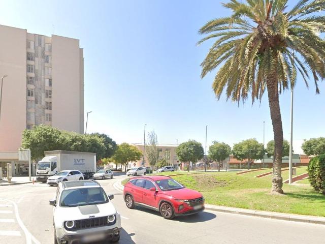 PISO EN MATARO