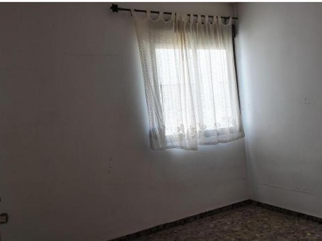 PISO EN OLIVA CON VISTAS DESPEJADAS