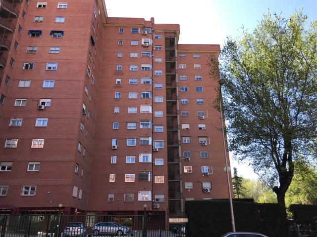 Piso en Av. los Rosales, Madrid