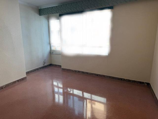 Piso en Avenida Juan Carlos I