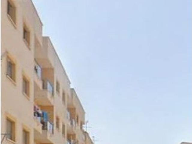 PISO EN AGUILAS