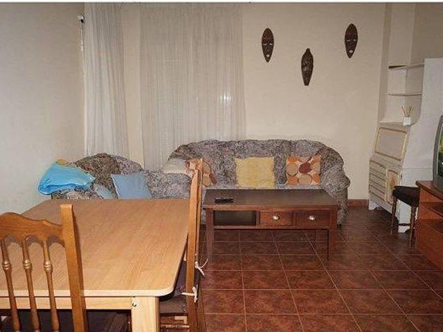 Piso en alquilar por 300 mes con todos los gastos incluidos