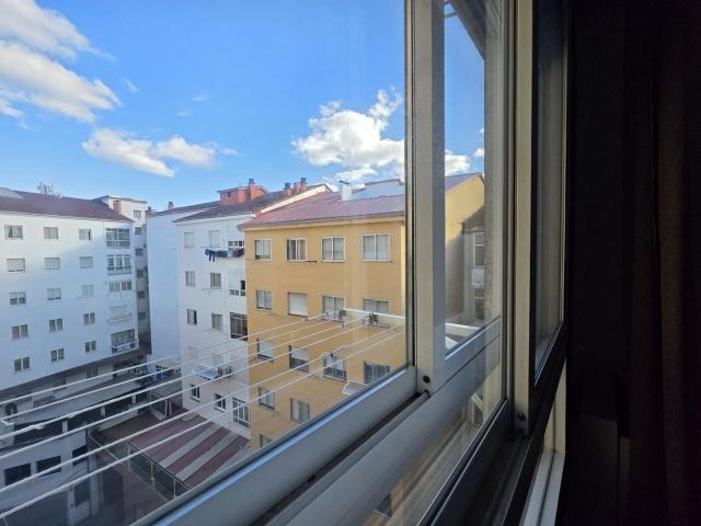 Piso en alquiler, Ourense, Ourense