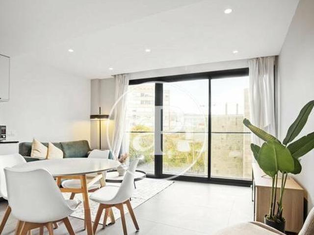 Piso en alquiler de dos habitaciones amueblado en el Raval Barcelona
