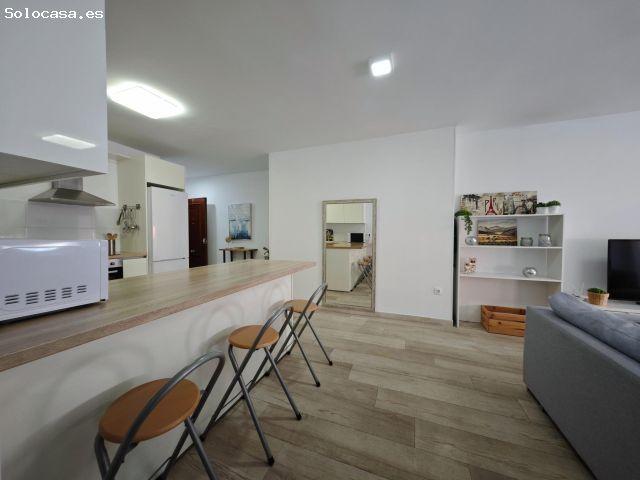 PISO EN ALQUILER DE TEMPORADA, PRIMERA LINEA 2 DORMITORIO 1 BAÑO FUENGIROLA