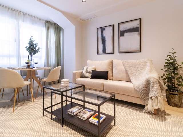Piso en alquiler de 1 habitación en Nueva España, Madrid
