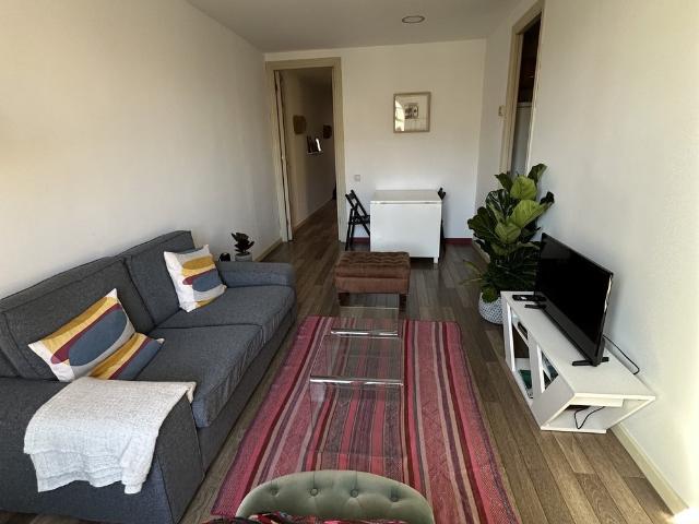 Piso en alquiler de 2 hab + office en el Eixample