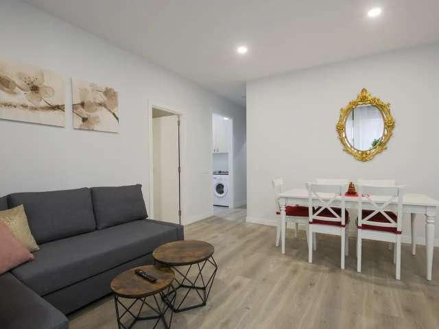 Piso en alquiler de 2 habitaciones en Adelfas, Madrid