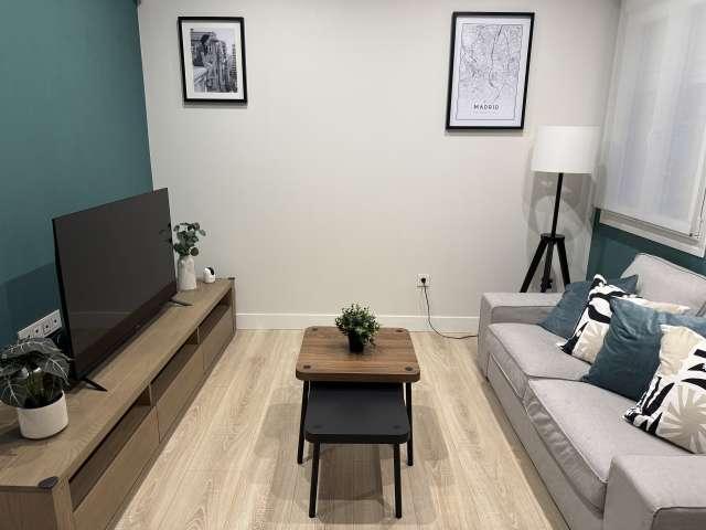 Piso en alquiler de 2 habitaciones en Chopera, Madrid