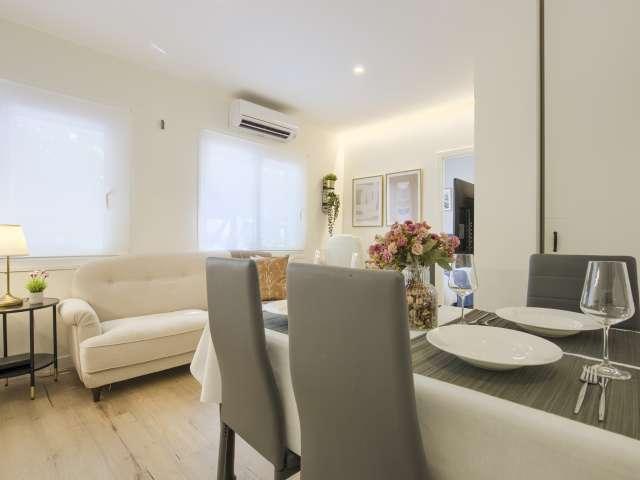 Piso en alquiler de 2 habitaciones en Chopera, Madrid