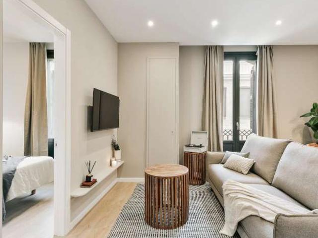 Piso en alquiler de 2 habitaciones en El Gòtic, Barcelona