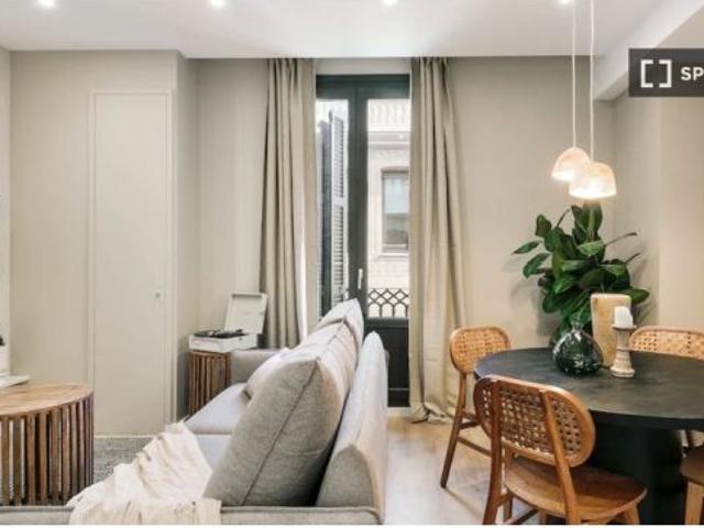 Piso en alquiler de 2 habitaciones en El Gòtic, Barcelona