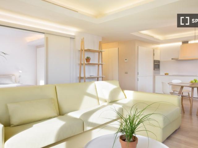 Piso en alquiler de 2 habitaciones en El Gòtic, Barcelona