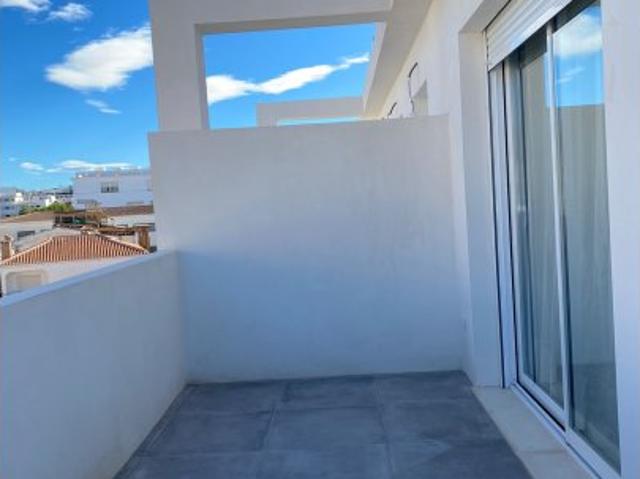 Piso en alquiler de 2 habitaciones en Rincón de la Victoria, Málaga