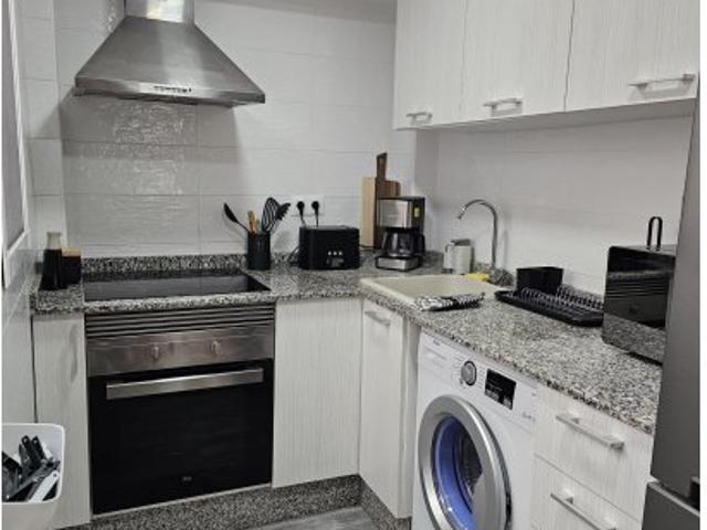 Piso en alquiler de 2 habitaciones en Trinitat, Valencia