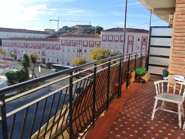 Piso en alquiler de 3 dormitorios y dos baños en Cartagena. Curso escolar 2026_27