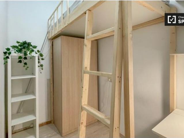 Piso en alquiler de 3 habitaciones en Cuatro Caminos