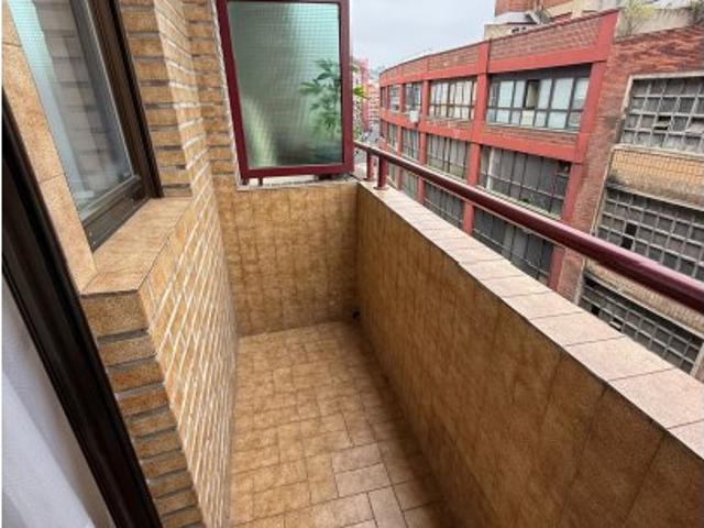 Piso en alquiler de 3 habitaciones en Errekaldeberri, Bilbao