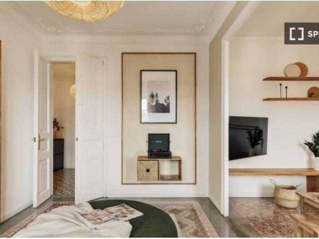 Piso en alquiler de 3 habitaciones en l' Antiga Esquerra de l' Eixample