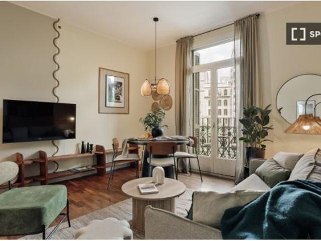 Piso en alquiler de 3 habitaciones en la Dreta de l' Eixample, se admiten mascotas, sólo pro