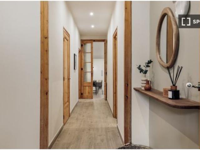 Piso en alquiler de 3 habitaciones en la Dreta de l' Eixample
