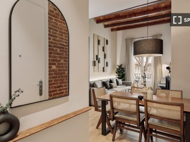 Piso en alquiler de 3 habitaciones en la Sagrada Família