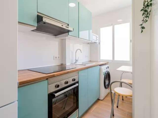 Piso en alquiler de 3 habitaciones en L'Illa Perduda, Valencia