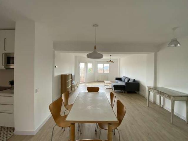 Piso en alquiler de 3 habitaciones en Pozuelo de Alarcón, Madrid