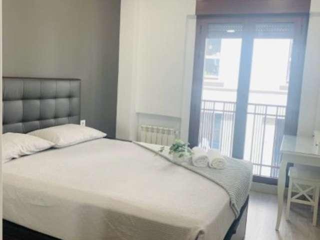 Piso en alquiler de 4 dormitorios en Justicia, Madrid