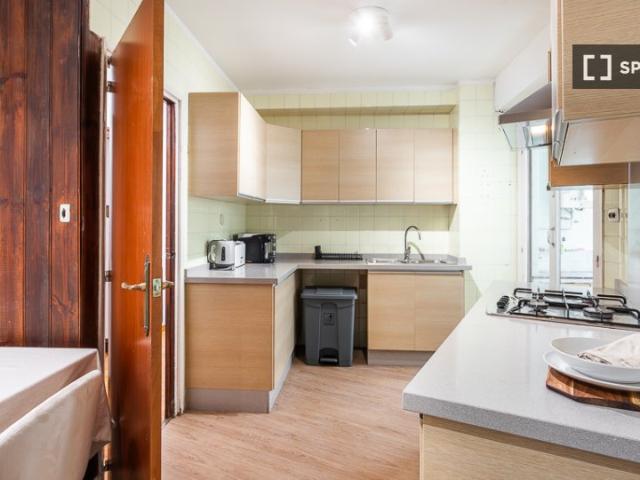 Piso en alquiler de 4 habitaciones en Alicante