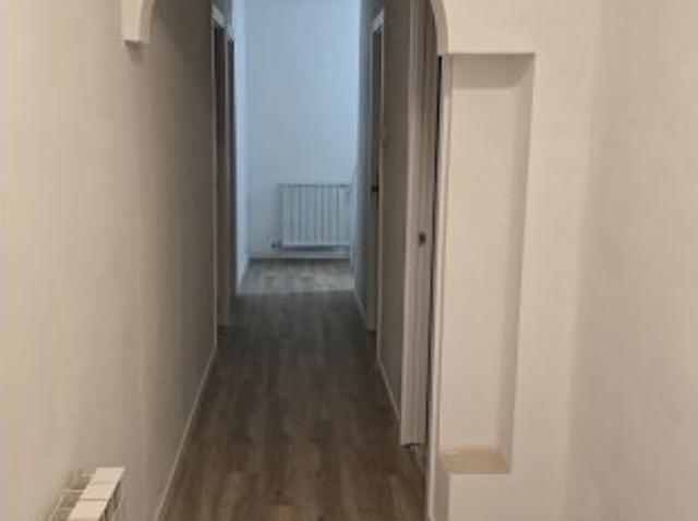 Piso en alquiler de 4 habitaciones en Ensanche Zabalgunea
