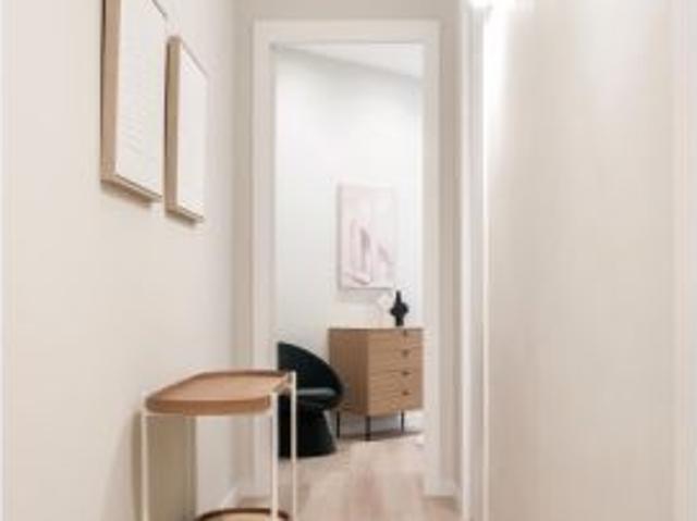Piso en alquiler de 4 habitaciones en l' Antiga Esquerra de l' Eixample, gastos incl