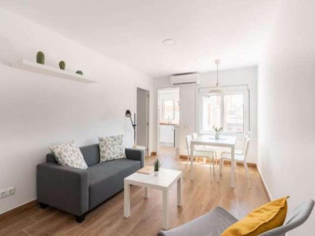 Piso en alquiler de 4 habitaciones en La Torrassa, Barcelona