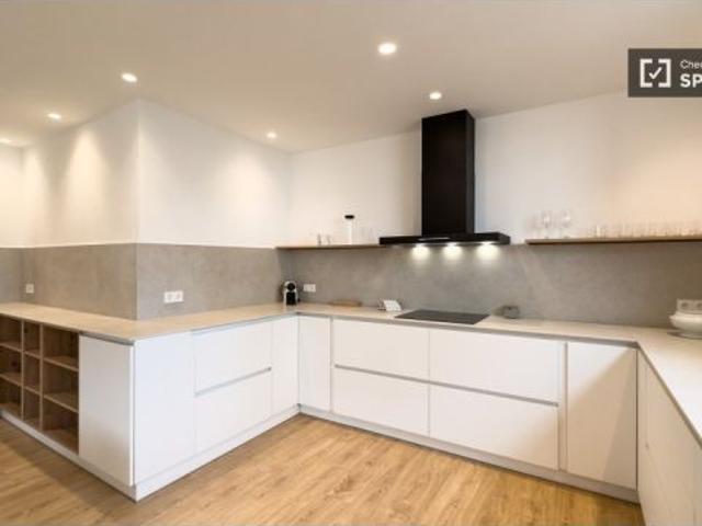 Piso en alquiler de 4 habitaciones en Sant Gervasi Galvany, gastos incluidos