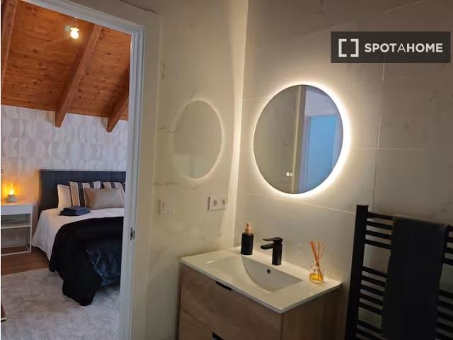 Piso en alquiler de 4 habitaciones en Vallirana, Barcelona