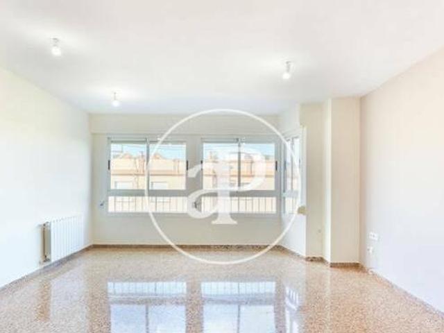 Piso en alquiler de 4 habitaciones junto a la Avenida del Cid