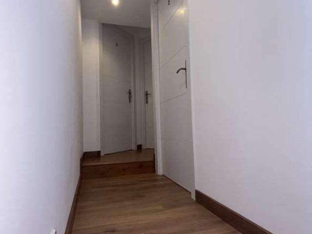 Piso en alquiler de 5 habitaciones en Los Cármenes, Madrid