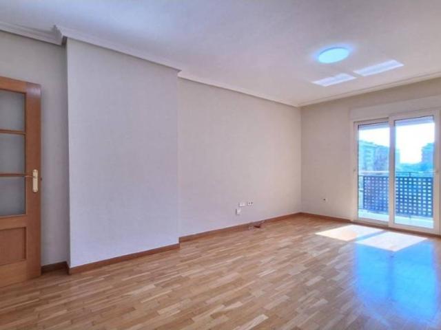 Piso en Alquiler en Murcia