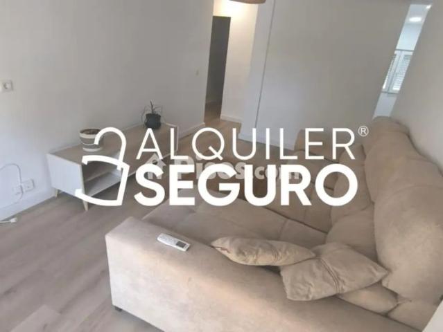 Piso en alquiler en Macarena