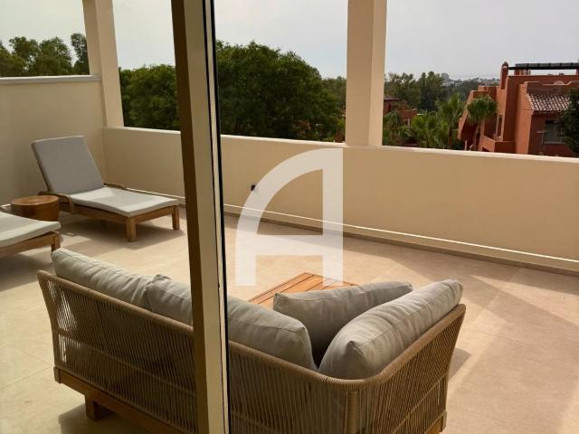 Piso en alquiler en Marbella, Málaga FANTÁSTICO APARTAMENTO EN ALQUILER EN NUEVA ANDALUCIA