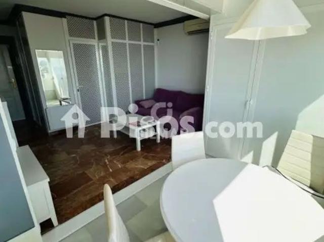 Piso en alquiler en Marbella Este