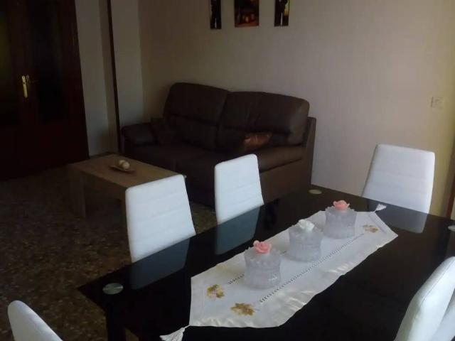Piso en Alquiler en Martos