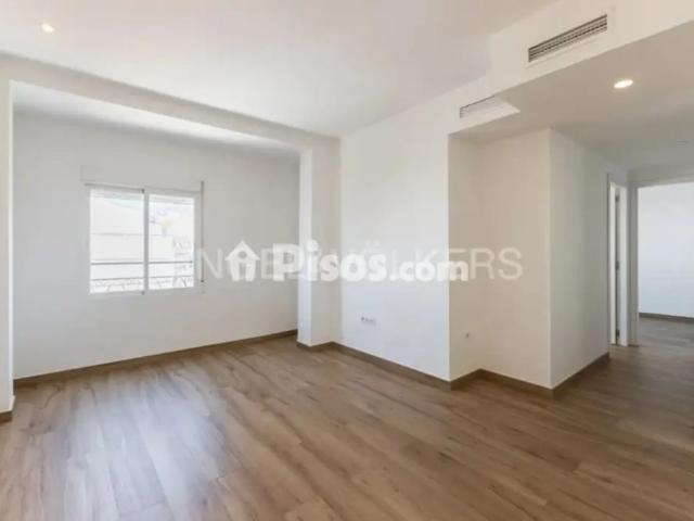 Piso en alquiler en Mestalla